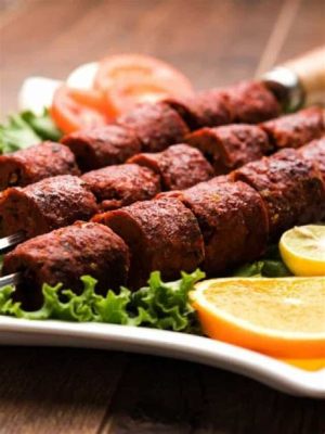  Seekh Kebab: Ein Feuerwerk der Gewürze und ein Fest für die Geschmacksknospen!