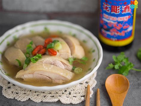  Shaoxing Drunken Chicken: Wie man zartes Hähnchenfleisch mit betörendem Duft vereint!